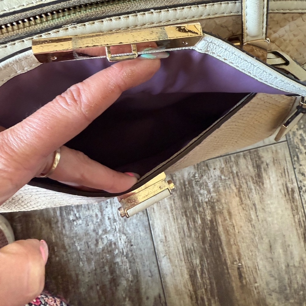 Vintage Coach Madison Pinnacle Python Embossed Do… - image 2